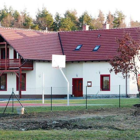 Penzion Lipina Slatiňany Exterior foto